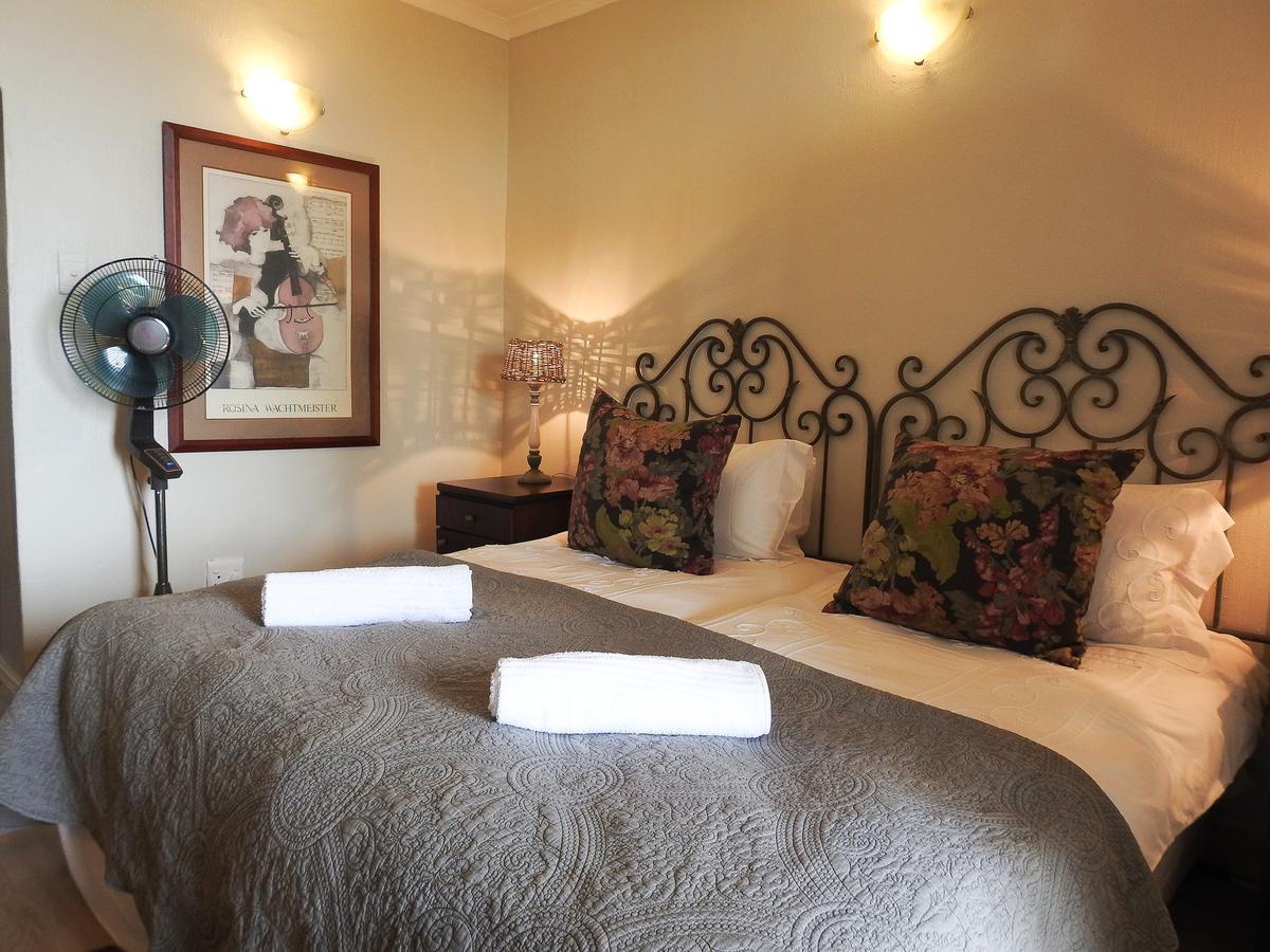 New Stone Manor Hotell Mossel Bay Exteriör bild
